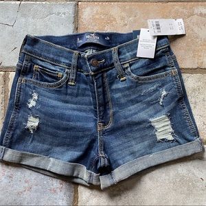 Hollister Mid-Rise Short 3”